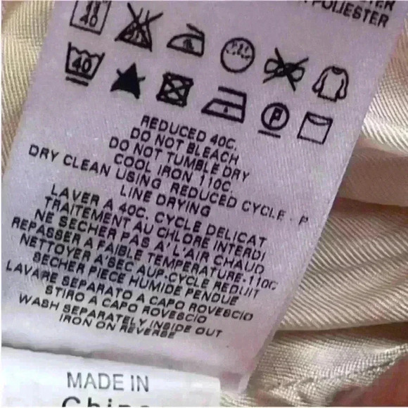 Love Moschino Vintage Women's Cream Ruffled & Belted Coat Size US 12 Fits Like 6 - Picture 8 of 9